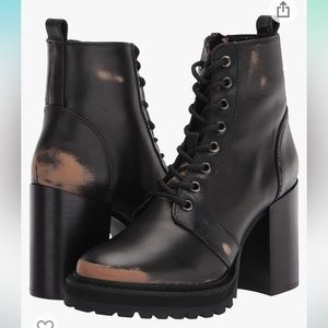 NWOT Steve Madden Distressed Rivet Platform Lace Up Moto Black Combat Boots